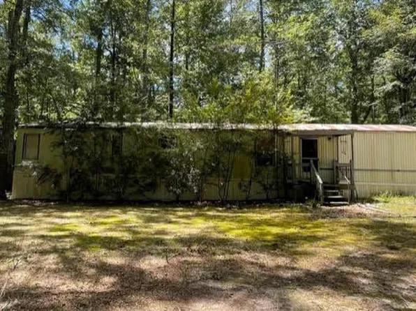 24 Briar Creek Rd, Pittsview, AL 36871