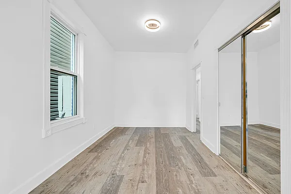 Rented by LandSeair Real Estate Group | media 9