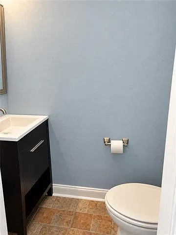 2 bed, 2.5 bath, 1115 sqft, $1,650 — Photo 4