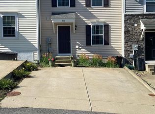319 Falcon Run, Morgantown, WV 26508