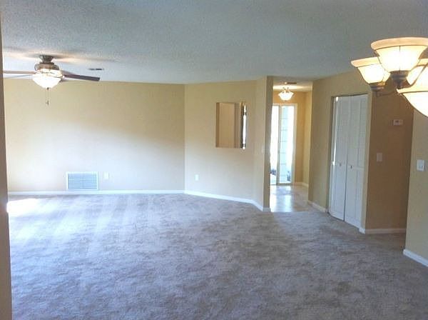 1st image of 14 Weber Ln