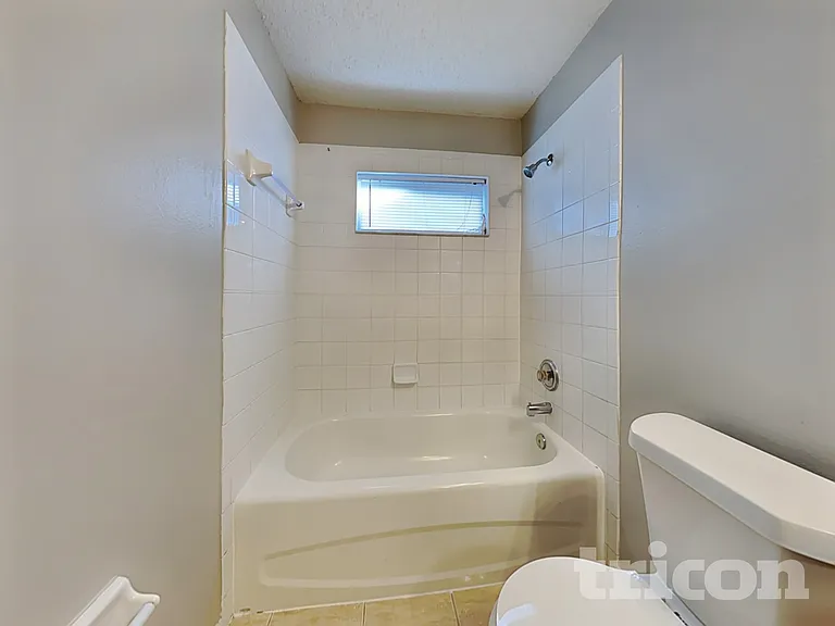 4307 Country Hills Blvd — Photo 8