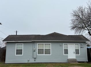 2841 Wagon Trail Rd, Pearland, TX 77584