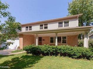 1416 S Cypress Dr, Mount Prospect, IL