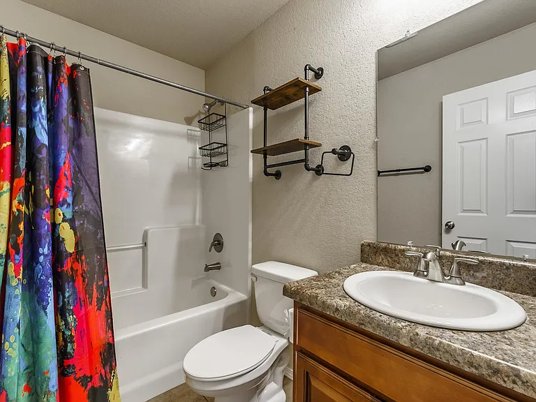 530 Lasso Ln — Photo 16