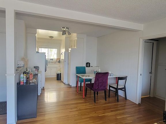 3rd image of 11727 Ohio Ave APT 8