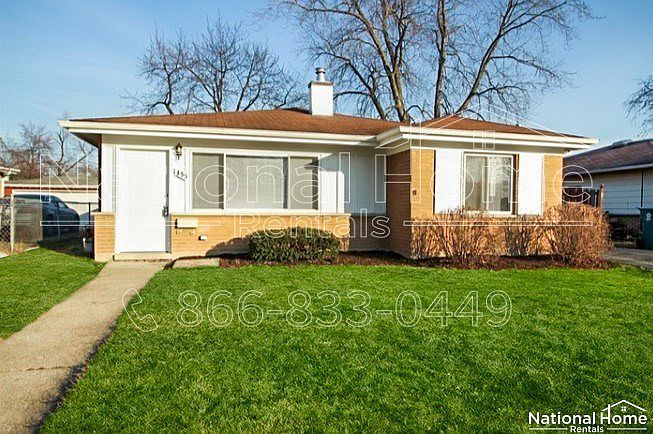 1st image of 1355 Balmoral Ave