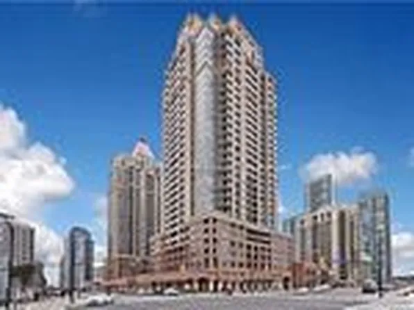 4090 Living Arts Dr #2306, Mississauga, ON L5B 4M8