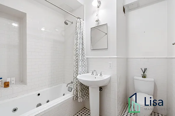 Rented by Lisa Management Inc | media 17