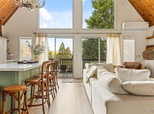 837 Grass Valley Rd, Lake Arrowhead, CA 92352