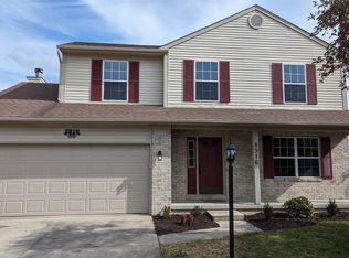 8916 Goshawk Ln, Fort Wayne, IN 46825
