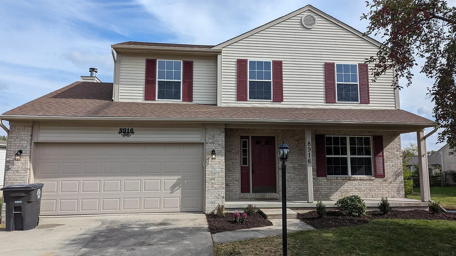 8916 Goshawk Ln photo 1
