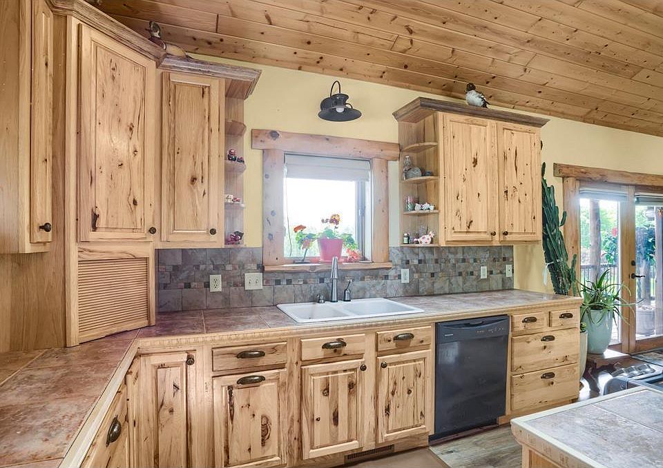 Zillow Learning Center  Country kitchen designs, Country cottage kitchen,  Country style kitchen