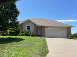 1012 S Ball Ct, Webb City, MO 64870