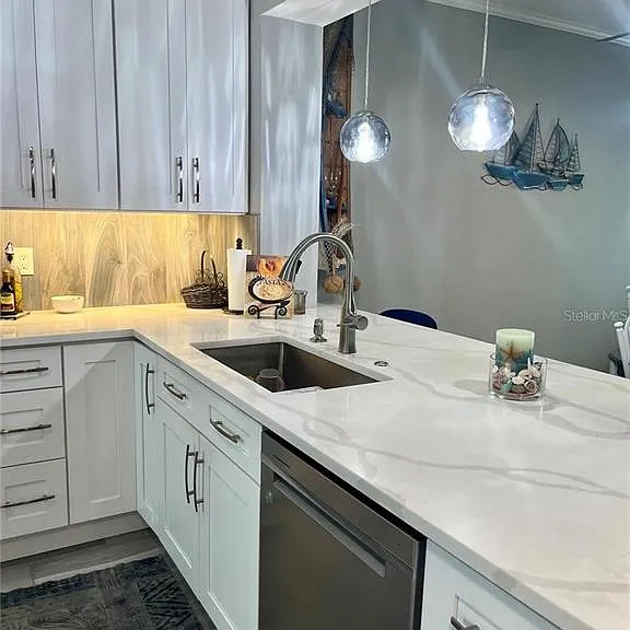 7932 Sailboat Key Blvd S #504 — Photo 11
