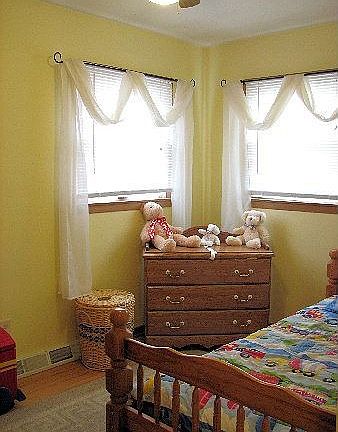 Cross Breeze in this Bedroom