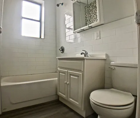 Rented by Bohemia Realty Group | media 38