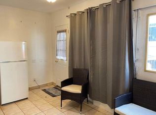 21-11 35th St #1B, Astoria, NY 11105