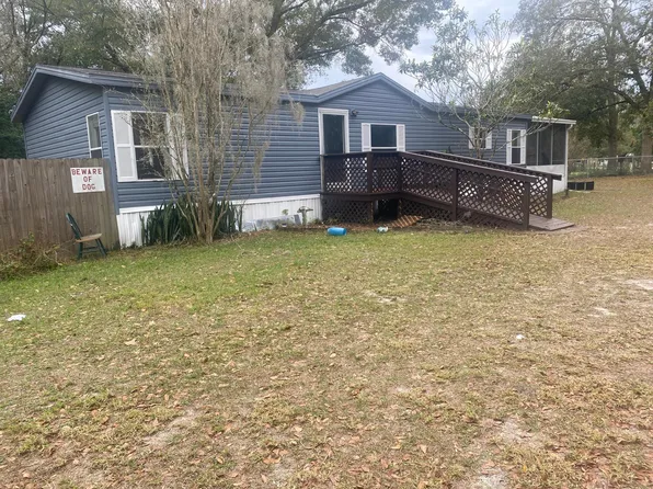 4042 Court St, Zephyrhills, FL 33542