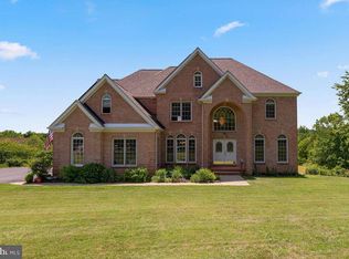 9432 Damascus Rd, Damascus, MD 20872