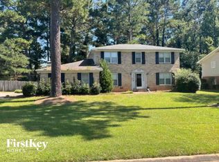 496 Stonemont Dr, Stone Mountain, GA 30087