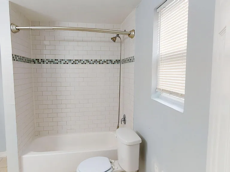 6926 Camelot Rd — Photo 7
