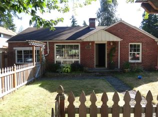 17022 5th Ave NE, Shoreline, WA 98155