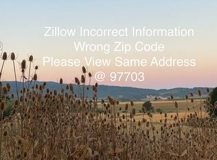 2561 NW Crossing Dr, Bend, OR 97701