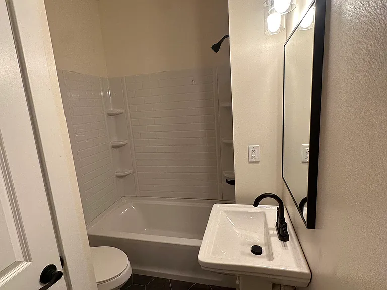 44588 Reeder Sanders Ln #B — Photo 3