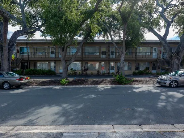 1257 DREW STREET #14, CLEARWATER, FL 33755
