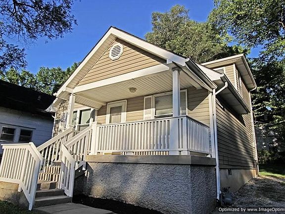 2nd image of 7018 Bellefontaine Ave