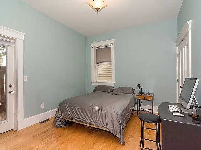 338 E St #1 — Photo 8