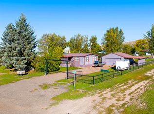 13 Railroad Ave, Sand Coulee, MT 59472