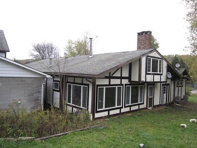 2nd image of 913 Long Run Rd