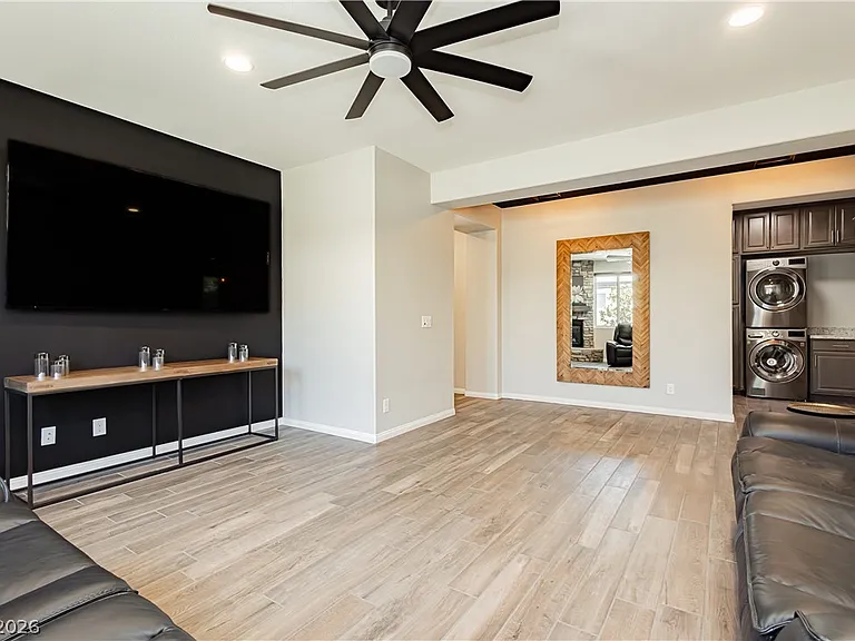 5757 Ireland Ridge Ct — Photo 7