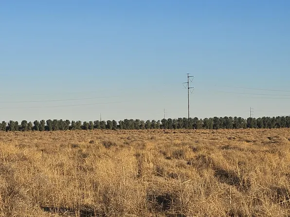 Willow Ave, Rosamond, CA 93560