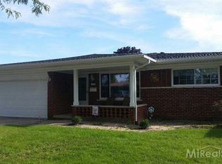 14122 Ivanhoe Dr, Warren, MI