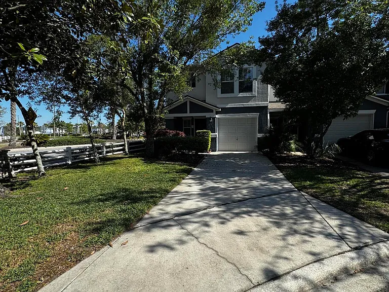 1052 N Black Cherry Dr — Photo 29
