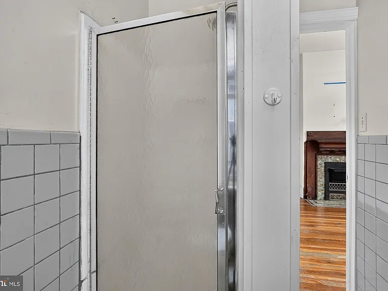 4011 Pine St — Photo 21