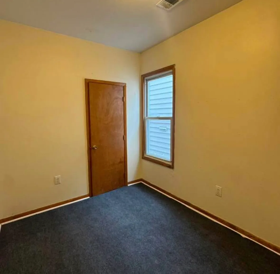 3 bed, $2,000 — Photo 3