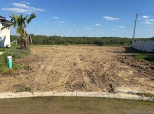 7013 Molinos Dr, Laredo, TX 78043