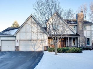 6440 Fox Path, Chanhassen, MN 55317