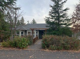 394 Pinetop Ter, Shady Cove, OR