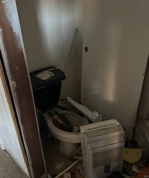 2618 E Garfield Ave — Photo 5