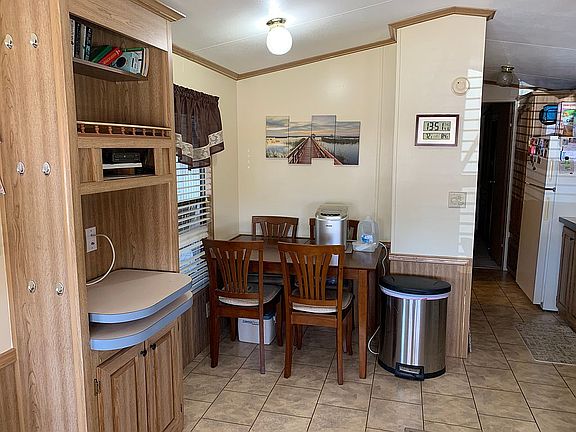 3rd image of 1200 Us Highway 27 N Unit 110