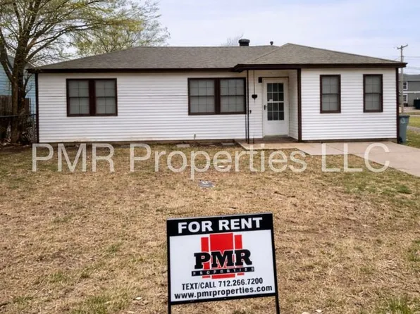 2128 NW Pollard Ave, Lawton, OK 73505
