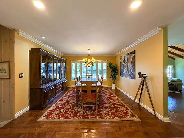 711 Country Club Dr — Photo 13