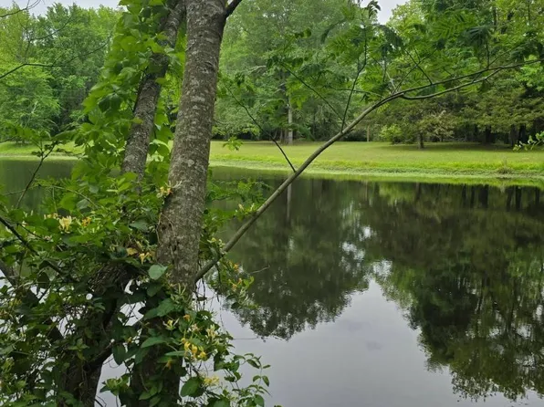 94 Farm Pond Rd, Broken Bow, OK 74728