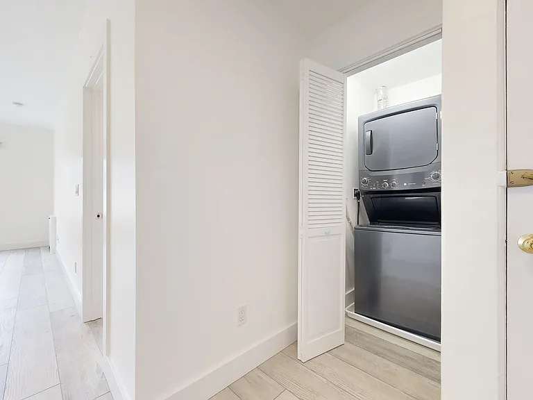 2110 Jackson St #401 — Photo 11