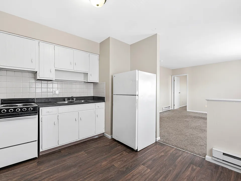 Evergreen Apartment